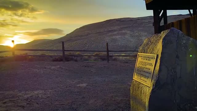 McDonald Crossing Timelapse (46953214501)